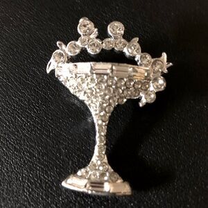 Vintage Champagne Bubbly pin/brooch. Silver tone. Whimsical! Excellent condition